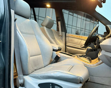 Сірий БМВ Х5, об'ємом двигуна 3 л та пробігом 413 тис. км за 6100 $, фото 35 на Automoto.ua