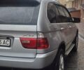 Серый БМВ Х5, объемом двигателя 4.4 л и пробегом 301 тыс. км за 9500 $, фото 8 на Automoto.ua
