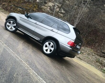 Серый БМВ Х5, объемом двигателя 3 л и пробегом 273 тыс. км за 12000 $, фото 2 на Automoto.ua