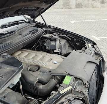 Серый БМВ Х5, объемом двигателя 3 л и пробегом 224 тыс. км за 12000 $, фото 15 на Automoto.ua