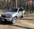 Серый БМВ Х5, объемом двигателя 3 л и пробегом 375 тыс. км за 10500 $, фото 9 на Automoto.ua