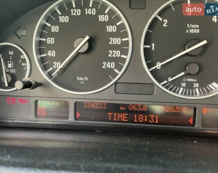 Серый БМВ Х5, объемом двигателя 3 л и пробегом 334 тыс. км за 12500 $, фото 12 на Automoto.ua