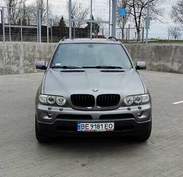 Серый БМВ Х5, объемом двигателя 3 л и пробегом 224 тыс. км за 12000 $, фото 1 на Automoto.ua