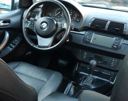 Серый БМВ Х5, объемом двигателя 3 л и пробегом 340 тыс. км за 6500 $, фото 14 на Automoto.ua