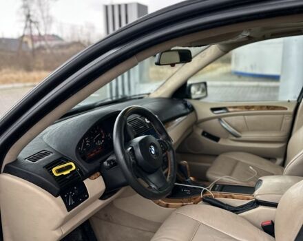 Серый БМВ Х5, объемом двигателя 3 л и пробегом 300 тыс. км за 6200 $, фото 6 на Automoto.ua