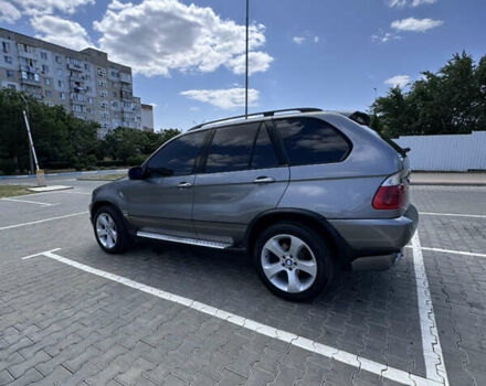 Серый БМВ Х5, объемом двигателя 3 л и пробегом 283 тыс. км за 15000 $, фото 6 на Automoto.ua