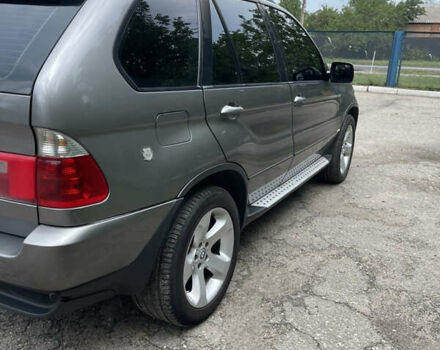 Серый БМВ Х5, объемом двигателя 2.99 л и пробегом 480 тыс. км за 12500 $, фото 1 на Automoto.ua