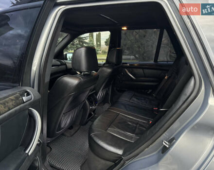Серый БМВ Х5, объемом двигателя 3 л и пробегом 391 тыс. км за 11700 $, фото 16 на Automoto.ua