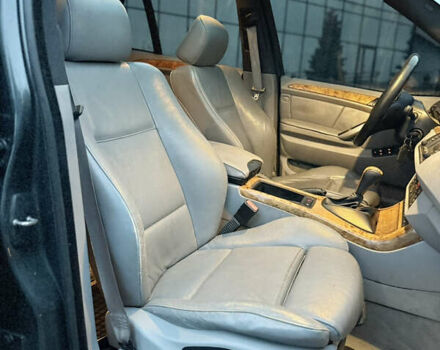 Сірий БМВ Х5, об'ємом двигуна 3 л та пробігом 413 тис. км за 6100 $, фото 37 на Automoto.ua