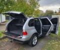 Серый БМВ Х5, объемом двигателя 3 л и пробегом 300 тыс. км за 14200 $, фото 30 на Automoto.ua