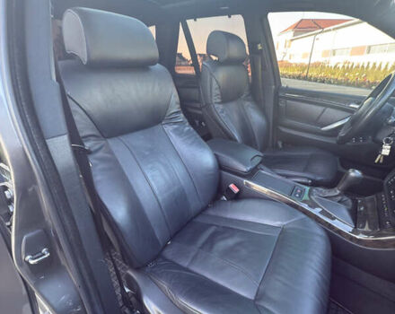 Сірий БМВ Х5, об'ємом двигуна 3 л та пробігом 335 тис. км за 13600 $, фото 21 на Automoto.ua
