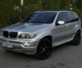 Серый БМВ Х5, объемом двигателя 3 л и пробегом 300 тыс. км за 7500 $, фото 1 на Automoto.ua