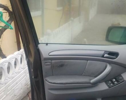 Сірий БМВ Х5, об'ємом двигуна 2.99 л та пробігом 350 тис. км за 10200 $, фото 2 на Automoto.ua