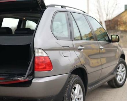 Серый БМВ Х5, объемом двигателя 2.98 л и пробегом 332 тыс. км за 8700 $, фото 11 на Automoto.ua