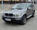 Серый БМВ Х5, объемом двигателя 3 л и пробегом 224 тыс. км за 12000 $, фото 2 на Automoto.ua