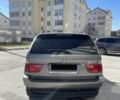 Серый БМВ Х5, объемом двигателя 3 л и пробегом 455 тыс. км за 9999 $, фото 6 на Automoto.ua
