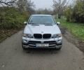 Серый БМВ Х5, объемом двигателя 3 л и пробегом 227 тыс. км за 9000 $, фото 5 на Automoto.ua