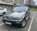 Серый БМВ Х5, объемом двигателя 3 л и пробегом 443 тыс. км за 11200 $, фото 1 на Automoto.ua