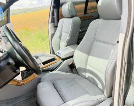 Серый БМВ Х5, объемом двигателя 3 л и пробегом 400 тыс. км за 6100 $, фото 17 на Automoto.ua