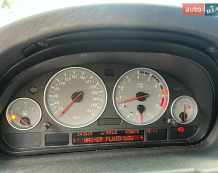 Серый БМВ Х5, объемом двигателя 4.8 л и пробегом 143 тыс. км за 18000 $, фото 12 на Automoto.ua