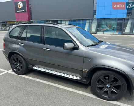 Серый БМВ Х5, объемом двигателя 4.8 л и пробегом 143 тыс. км за 18000 $, фото 4 на Automoto.ua