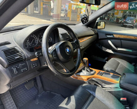 Серый БМВ Х5, объемом двигателя 3 л и пробегом 343 тыс. км за 13300 $, фото 20 на Automoto.ua