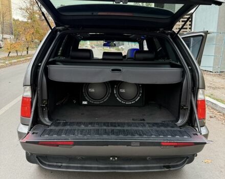 Серый БМВ Х5, объемом двигателя 3 л и пробегом 280 тыс. км за 4500 $, фото 12 на Automoto.ua