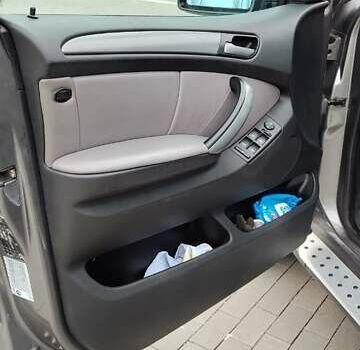 Серый БМВ Х5, объемом двигателя 3 л и пробегом 224 тыс. км за 12000 $, фото 22 на Automoto.ua