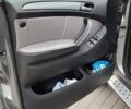 Серый БМВ Х5, объемом двигателя 3 л и пробегом 224 тыс. км за 12000 $, фото 22 на Automoto.ua