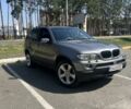 Серый БМВ Х5, объемом двигателя 3 л и пробегом 370 тыс. км за 5500 $, фото 3 на Automoto.ua