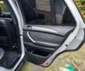 Серый БМВ Х5, объемом двигателя 3 л и пробегом 300 тыс. км за 14200 $, фото 21 на Automoto.ua