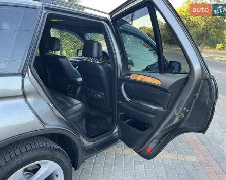 Серый БМВ Х5, объемом двигателя 2.99 л и пробегом 313 тыс. км за 15300 $, фото 12 на Automoto.ua