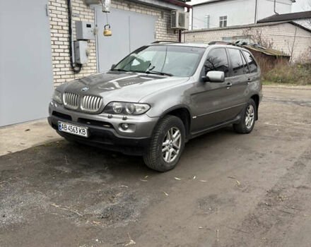 Серый БМВ Х5, объемом двигателя 3 л и пробегом 307 тыс. км за 10400 $, фото 1 на Automoto.ua