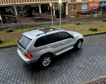Серый БМВ Х5, объемом двигателя 4.4 л и пробегом 301 тыс. км за 9500 $, фото 5 на Automoto.ua