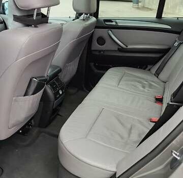 Серый БМВ Х5, объемом двигателя 3 л и пробегом 224 тыс. км за 12000 $, фото 25 на Automoto.ua