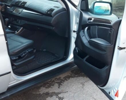Серый БМВ Х5, объемом двигателя 3 л и пробегом 340 тыс. км за 6500 $, фото 9 на Automoto.ua