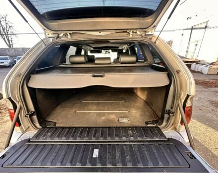 Серый БМВ Х5, объемом двигателя 3 л и пробегом 350 тыс. км за 5700 $, фото 7 на Automoto.ua