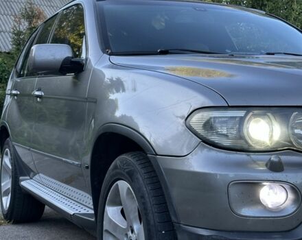 Серый БМВ Х5, объемом двигателя 3 л и пробегом 320 тыс. км за 6800 $, фото 3 на Automoto.ua