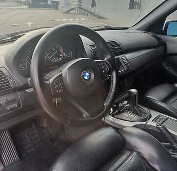 Серый БМВ Х5, объемом двигателя 3 л и пробегом 400 тыс. км за 11800 $, фото 5 на Automoto.ua