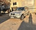 Серый БМВ Х5, объемом двигателя 3 л и пробегом 350 тыс. км за 5700 $, фото 1 на Automoto.ua