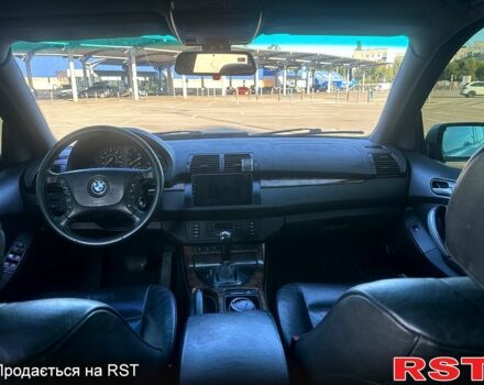 Серый БМВ Х5, объемом двигателя 3 л и пробегом 300 тыс. км за 8999 $, фото 2 на Automoto.ua