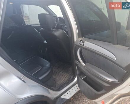 Серый БМВ Х5, объемом двигателя 3 л и пробегом 252 тыс. км за 12800 $, фото 8 на Automoto.ua