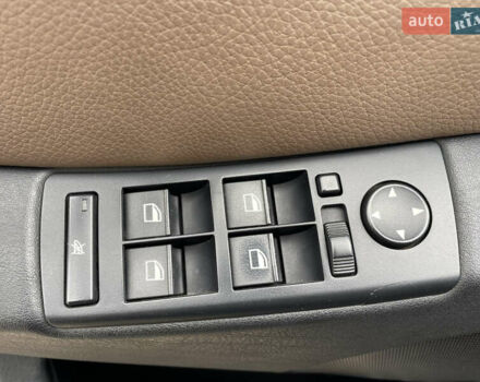 Серый БМВ Х5, объемом двигателя 3 л и пробегом 320 тыс. км за 14900 $, фото 4 на Automoto.ua