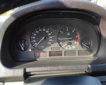 Серый БМВ Х5, объемом двигателя 3 л и пробегом 166 тыс. км за 4000 $, фото 6 на Automoto.ua