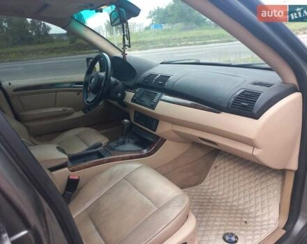 Серый БМВ Х5, объемом двигателя 3 л и пробегом 320 тыс. км за 8450 $, фото 16 на Automoto.ua