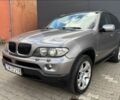 Серый БМВ Х5, объемом двигателя 3 л и пробегом 234 тыс. км за 3750 $, фото 1 на Automoto.ua