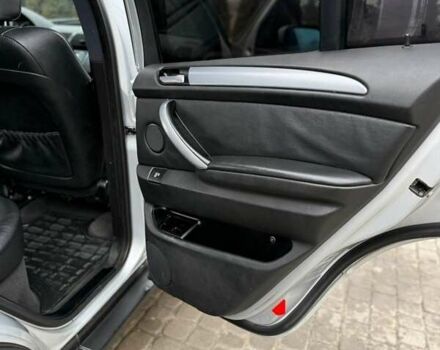 Сірий БМВ Х5, об'ємом двигуна 2.99 л та пробігом 407 тис. км за 9999 $, фото 28 на Automoto.ua