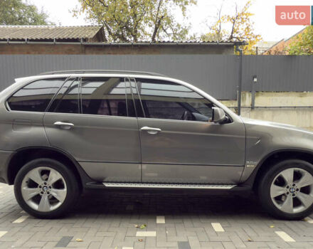 Серый БМВ Х5, объемом двигателя 3 л и пробегом 355 тыс. км за 11999 $, фото 3 на Automoto.ua