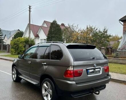 Серый БМВ Х5, объемом двигателя 3 л и пробегом 340 тыс. км за 4642 $, фото 2 на Automoto.ua