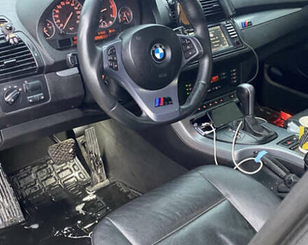 Серый БМВ Х5, объемом двигателя 3 л и пробегом 378 тыс. км за 16000 $, фото 50 на Automoto.ua